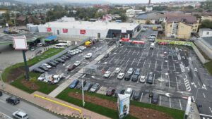 Hypermarket in Suceava, Suceava county