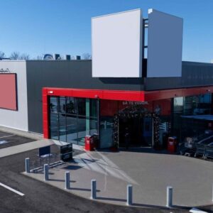 Hypermarket in Titu, Dambovita county