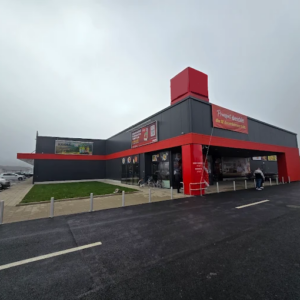 Commercial Retail Park in Ciolpani, Ilfov county