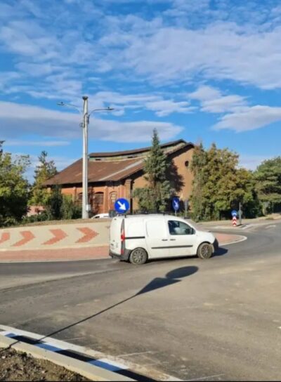 Sens giratoriu Hypermarket Suceava, judetul Suceava